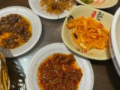 -富正毅三下锅·湘西韵味(天门山索道店)