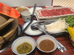 -沙胆彪炭炉牛杂煲(上海日月光广场店)