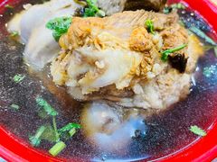 棒子骨-老谢野馄饨(延安路店)