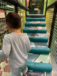 -MELAND CLUB亲子乐园·派对·餐厅(北京芳圆里ID MALL店)