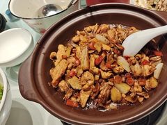 -味上湘菜馆(河马店)