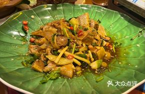 Old Nanning Dry-Boiled Lemon Duck