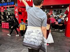 -广州白马服装市场