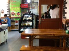 大堂-菲哥麻辣烫(贵山小区店)