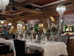 大堂-火车头法国西餐厅