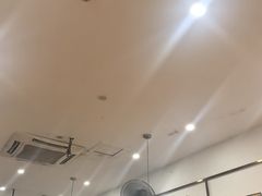 -爱民螺蛳粉(梧州国泰广场店)