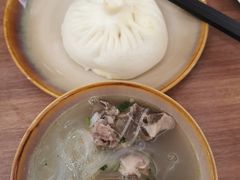 -贯贯吉·清真餐厅(浙江中路店)