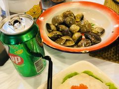 -鲜入围煮花胶鸡海鲜火锅