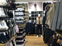 -优衣库(上海虹口龙之梦店)