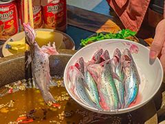 -石锅苗苗鱼(武汉首店)