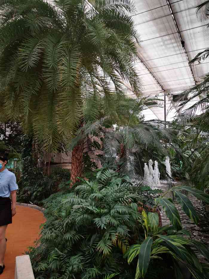 颐和尚景酒店(光谷创业街店)-"对本次服务还是很满意的,有的主食临时