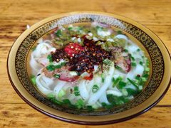 -肇兴特色牛肉粉