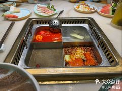 -巴渝瓦肆重庆鲜火锅(宝龙环湖店)