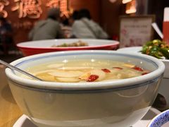 雪梨肉饼汤-图味美小黄鱼·景德菜(浙江路店)