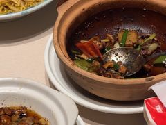 -八府香鸭·啫啫煲(华山路店)