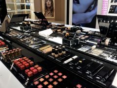 -CHANEL(恒隆广场店)