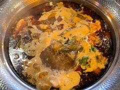 -老船舫·现做活鲜鱼馆(东郊记忆店)