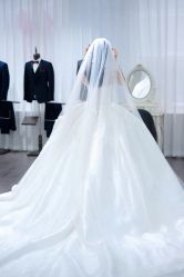 -HANSA韩纱婚纱礼服设计师集合店