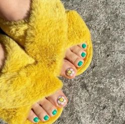 -情同手足美甲美睫