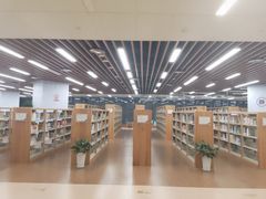 -厦门市图书馆(集美新城馆区)