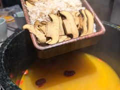 -野·大山里野生菌石锅土鸡(益田假日店)