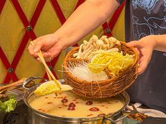 -侠舍·江湖烤全羊·大排档(沌口总店)