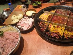 -周小明火锅(黑金冠社区店)