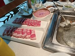 -海底捞火锅鲜切牛肉主题店(长寿路店)