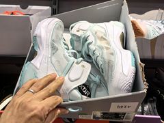 -NIKE上海青浦优选体验店