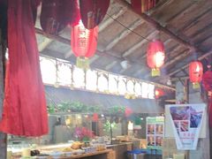 -鱼窝棚柴火铁锅炖(富山屯店)