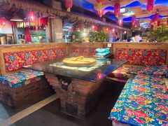 -鱼窝棚柴火铁锅炖(富山屯店)