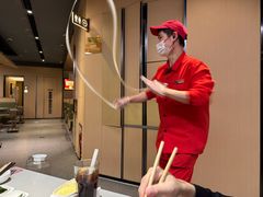 -海底捞火锅(新松江路生日主题店)