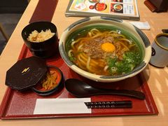 牛肉乌冬面-杵屋(京都ポルタ店)