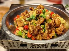 -河畔春天时尚餐厅