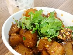 闲煮土豆坨坨-甜心闲生传统手工冰粉(奎星楼店)