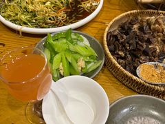 -大宝全猪馆(南京路店)