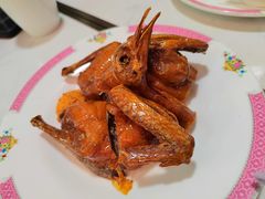 招牌乳鸽-东鑫记港式茶餐厅(南京东路店)