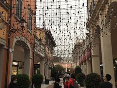 -佛罗伦萨小镇广佛名品奥特莱斯(疏港路店)