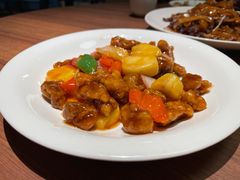 凤梨咕噜肉-鹊玥·粤菜小馆(汇智国际商业中心店)