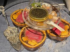 惠灵顿牛排-弦月窗LUNETTE BY AMANDA(复兴路店)