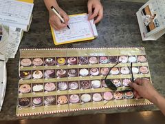 -红宝石·鲜奶小方·海派西点房(南丹店)
