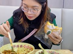 -周真真南昌粉面(实验学校店)