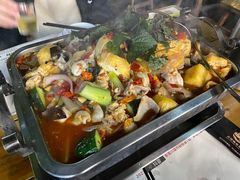 -后街佬·炭火鲜鱼杂(南城店)
