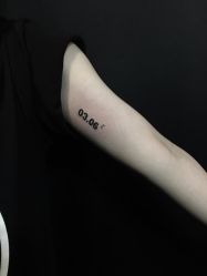-木子·纹身店TATTOO穿孔·洗纹身