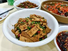 -笨罗卜浏阳菜馆(太平街店)