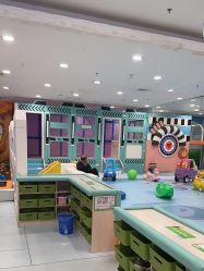 -孩子王童乐园(唐山万达广场店)