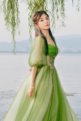 -AMOUR·爱沫婚纱礼服·小众设计品牌