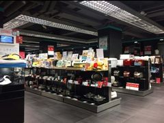 -百老汇(海港城海洋中心店)