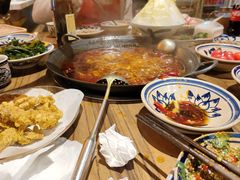 -旧街市鲜货老火锅(大光路店)