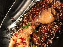 芋儿粑鸡爪-蛙三泡椒牛蛙(万象城店)